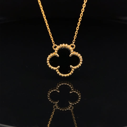 Black Onyx Clover Necklace In 18kt Yellow Gold