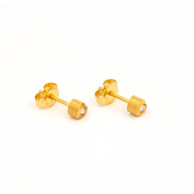 Gold Plated 4MM Heartlite with April Crystal