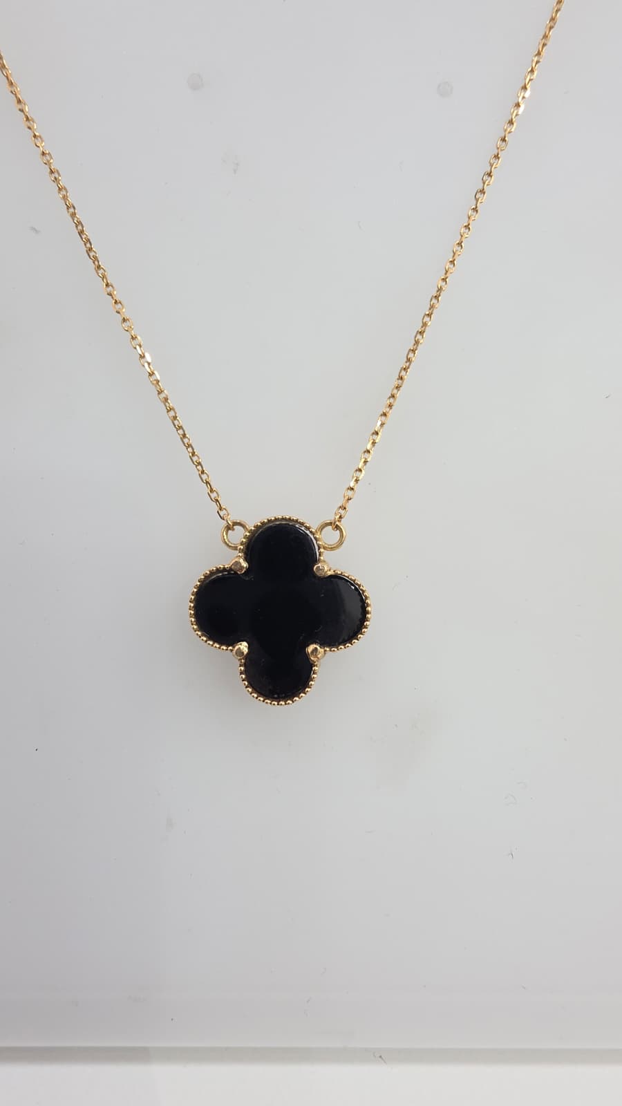 Black Onyx Clover Necklace In 18kt Yellow Gold