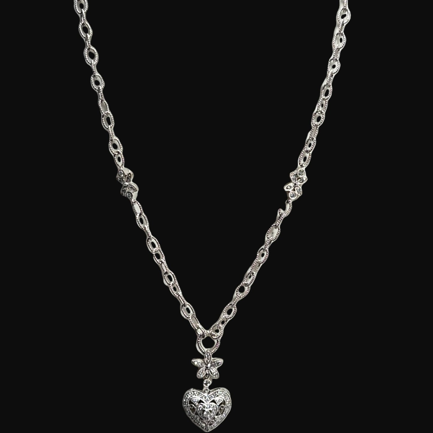 14kt White Gold 0.50ctw Heart & Flower Diamond Necklace - Pristine J LLC