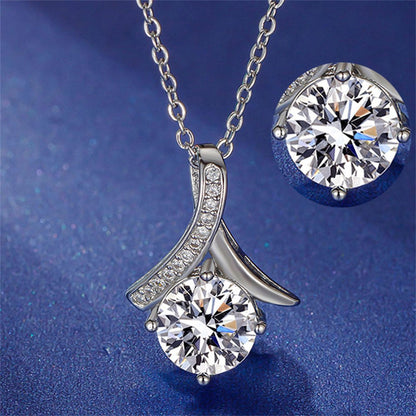 1.00 Ct Round Cut Moissanite Waterdrop Pendant Necklace