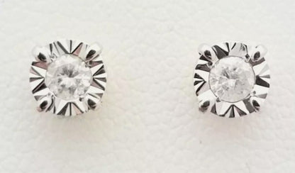 10K Diamond Illusion Set Stud Earrings-White Gold-Earth Mined-0.10ctw