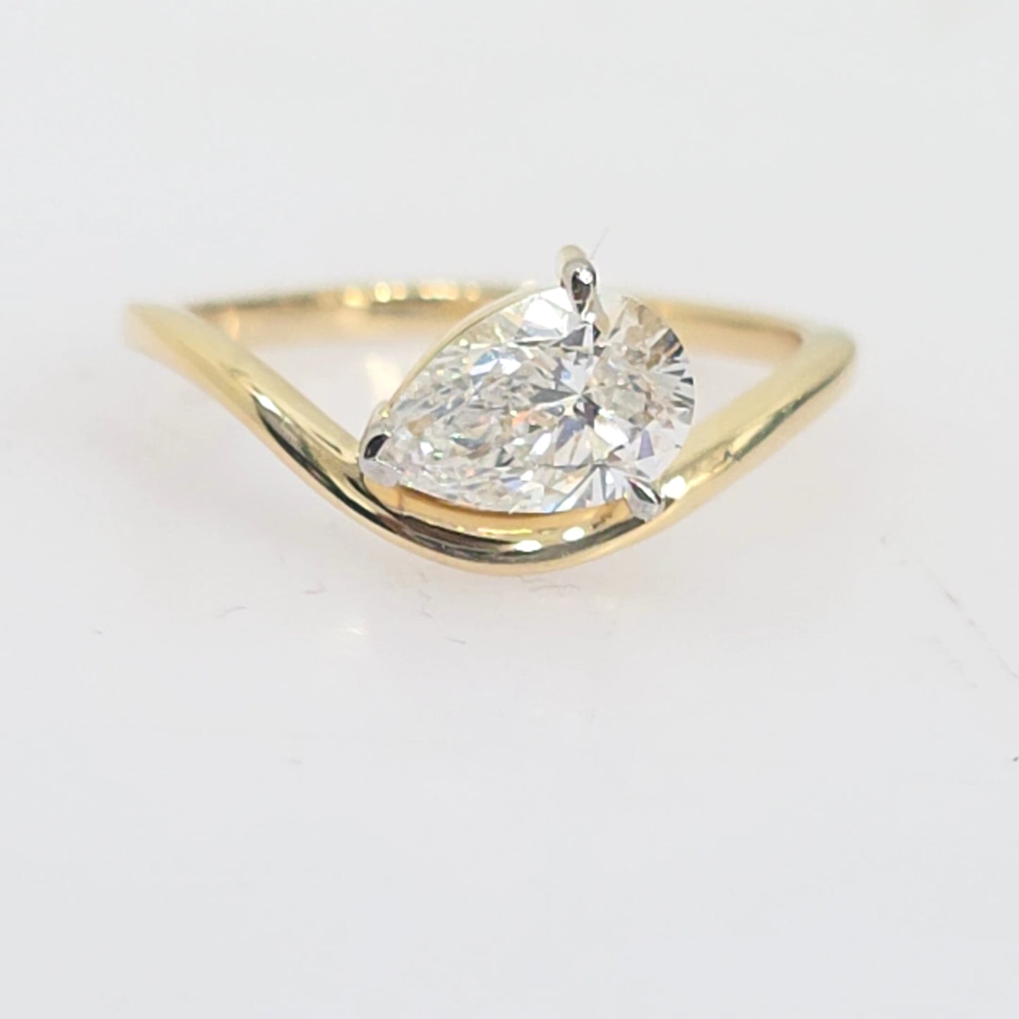 14KT Yellow Gold 1.00 CTW Pear Shape Lab-Grown Diamond Twisted Shank Engagement Ring – Size 6.5