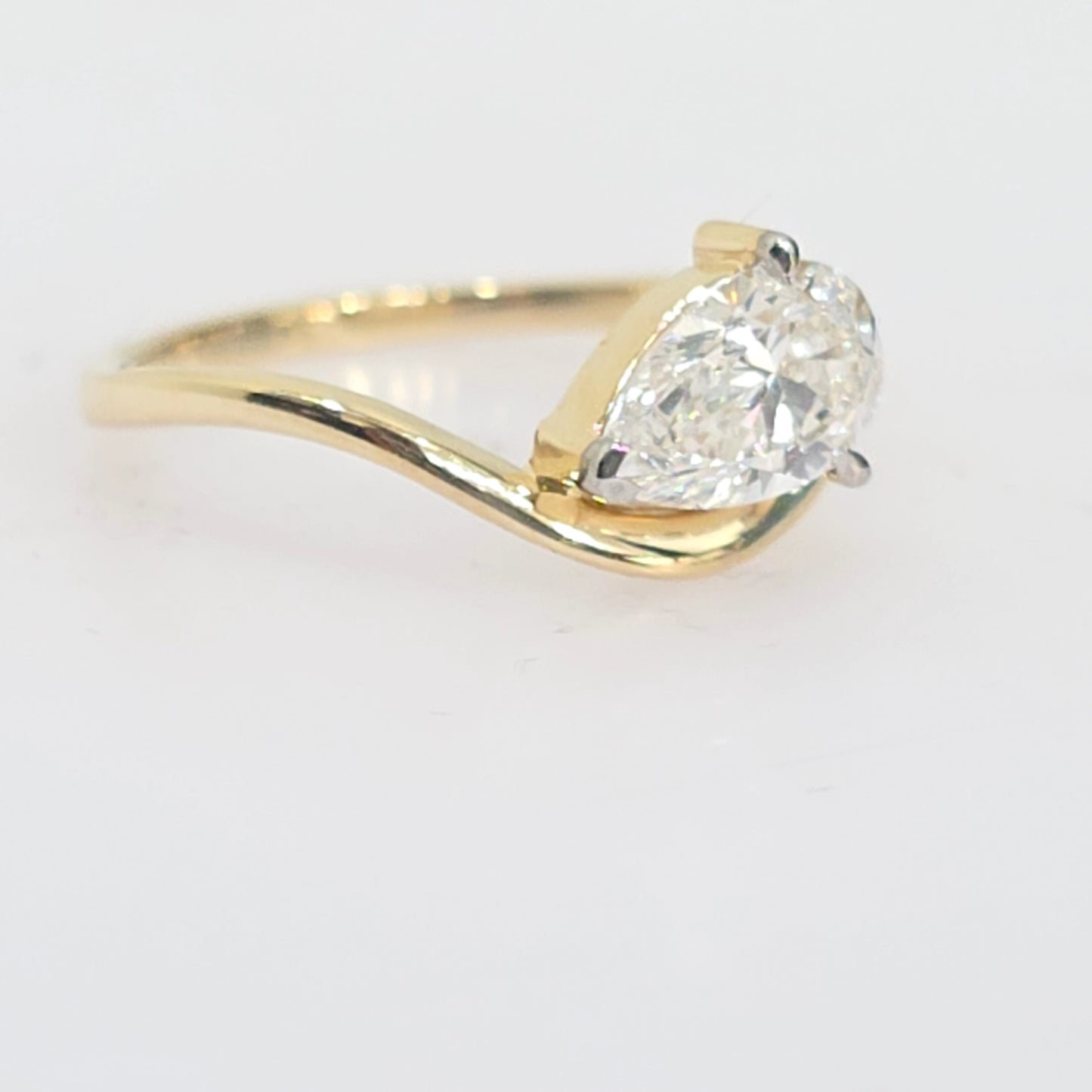 14KT Yellow Gold 1.00 CTW Pear Shape Lab-Grown Diamond Twisted Shank Engagement Ring – Size 6.5