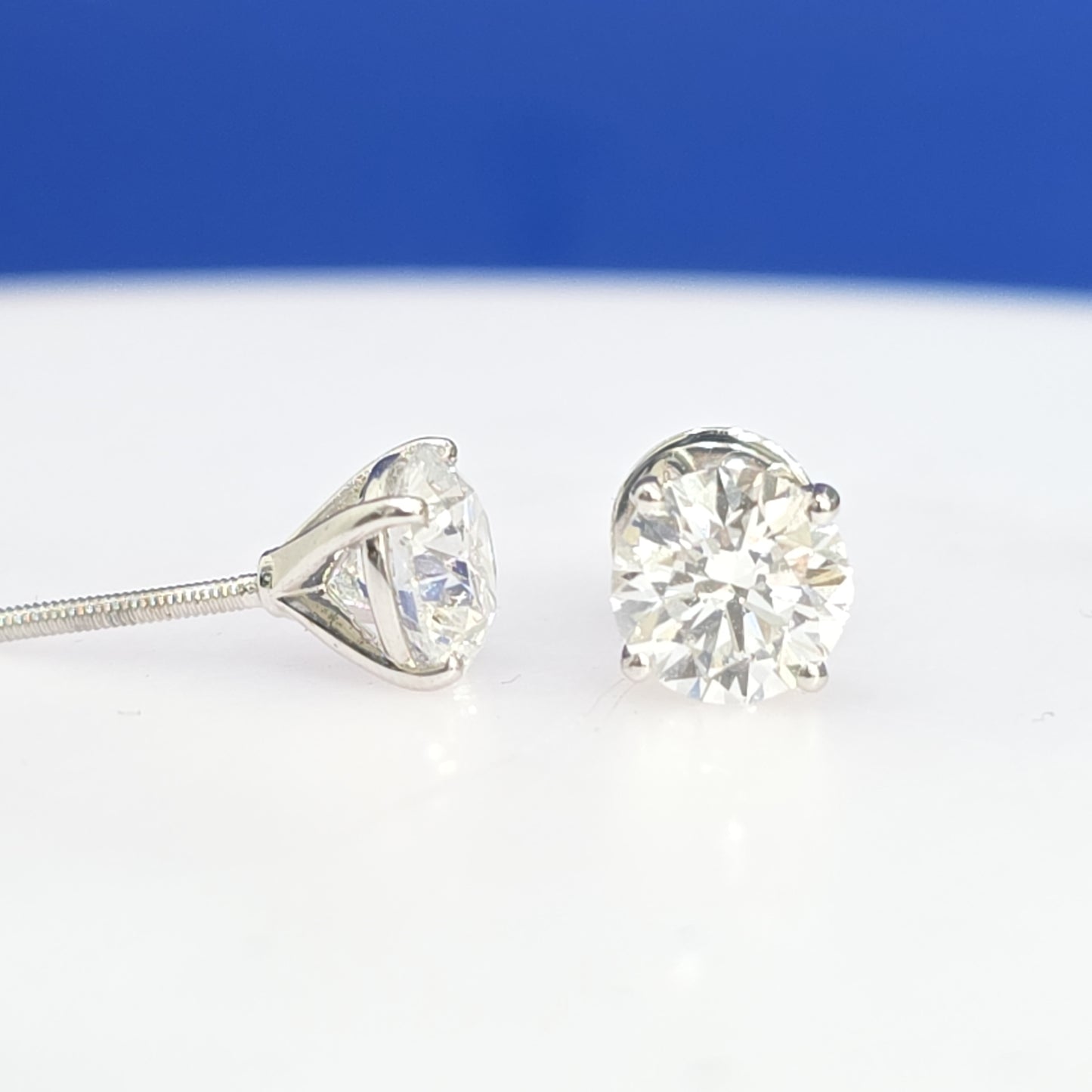 14K White Gold 2.00 CTW Lab Grown Diamond Martini Stud Earrings – Screw Back