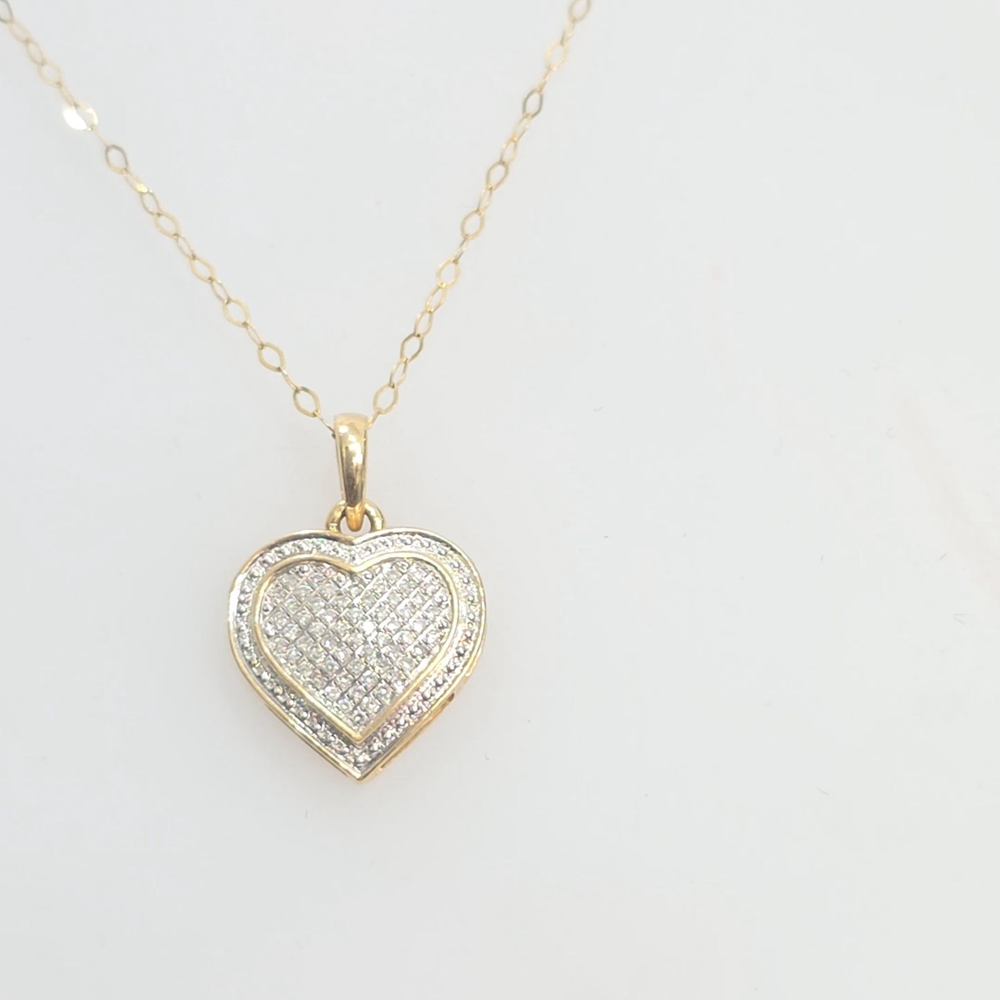 14K Solid Gold Natural Diamond Heart Pendant Necklace – 0.12 CTW | 18" Chain Included
