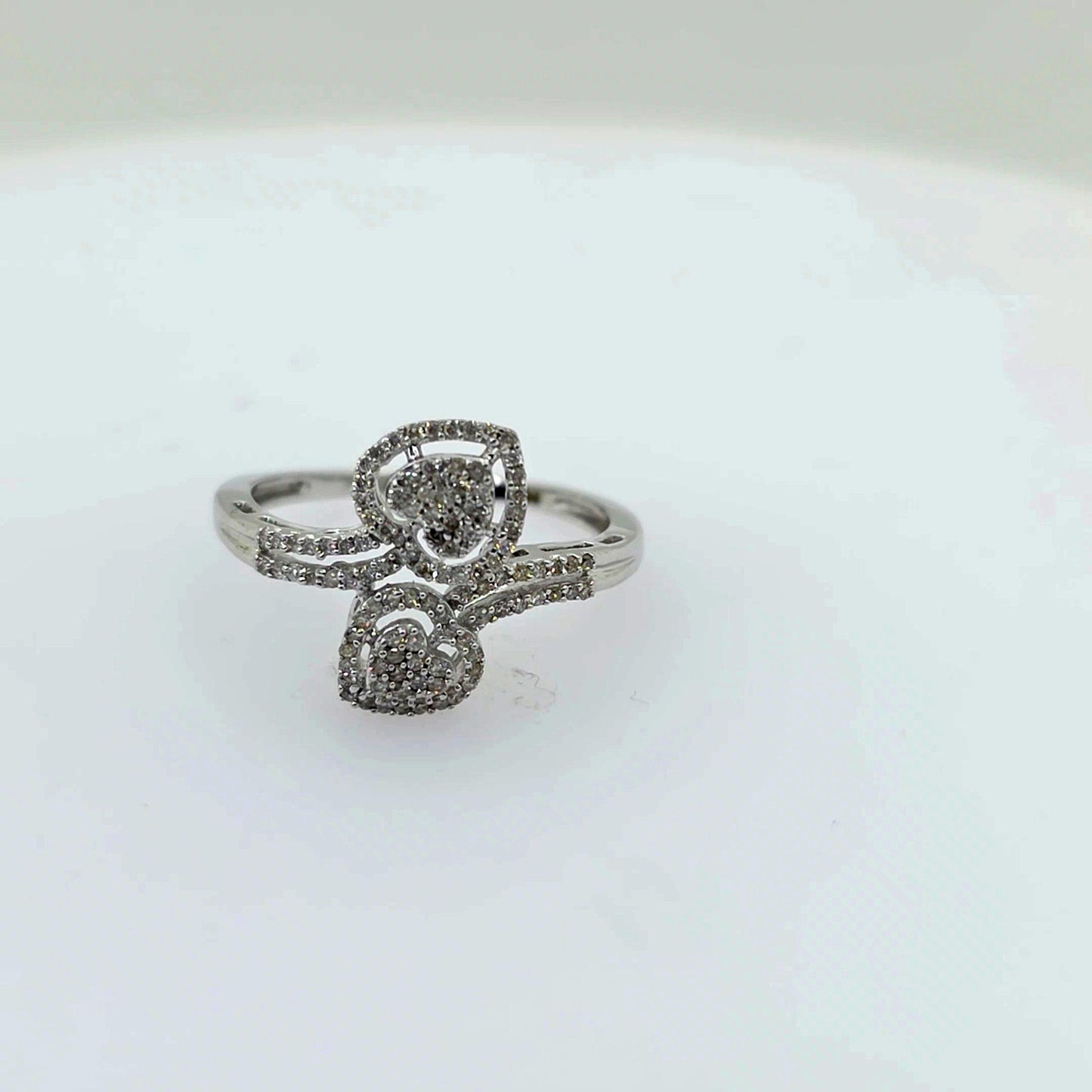 10K White Gold 0.25ctw Diamond Heart Shape Bypass Ring – IGI Certified
